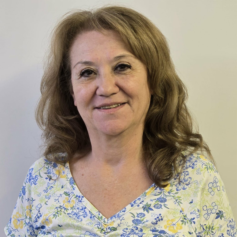 Lupita Alvarez - Administratrice